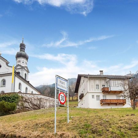 Farmhouse With Views Over The Zillertal Grosshartberg Dış mekan fotoğraf
